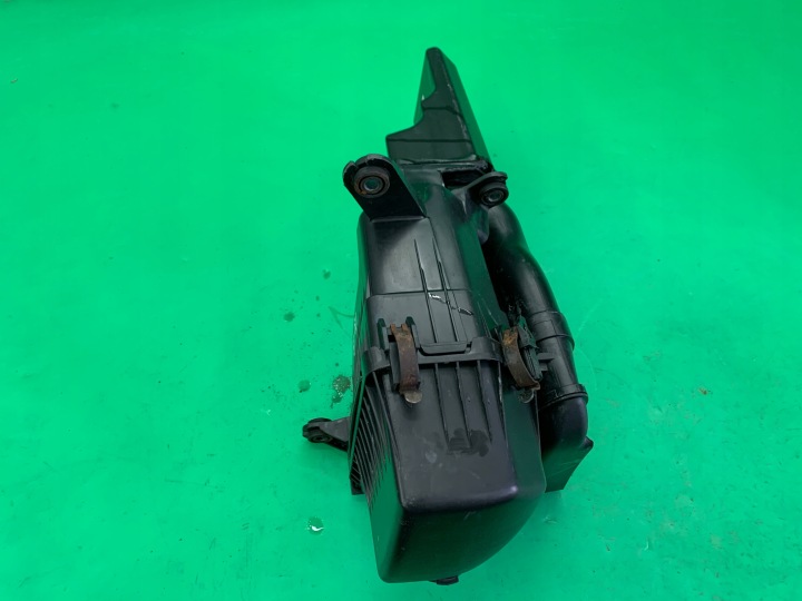 фото №8, Корпус фильтра воздуха 28112-1j000 hyundai i20 i 1.4b 16v 08-