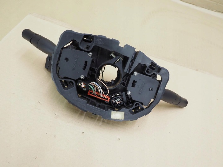 фото №11, Переключатель комбинированный рулевой/подрулевой renault megane ii 8200216450
