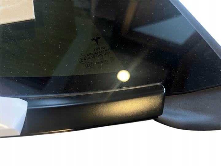 фото №13, Tesla модель y стекло дверь правые зад 1621161-00-b