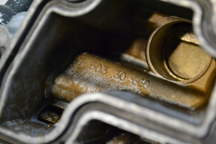 фото №10, Bmw e34 e36 m50 корпус основа фільтра масла 6750330660