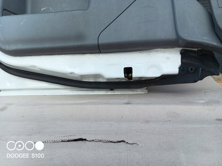 фото №8, Ford ranger iv v mazda bt-50 дверь левый зад комплектные демонтаж bez ржавчина