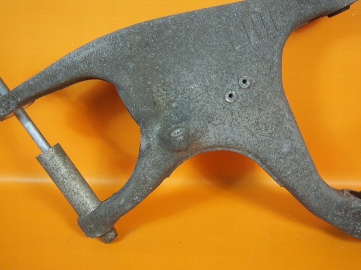 фото №9, Audi s5 8t важіль зад задній pr тримач 8k0505312j