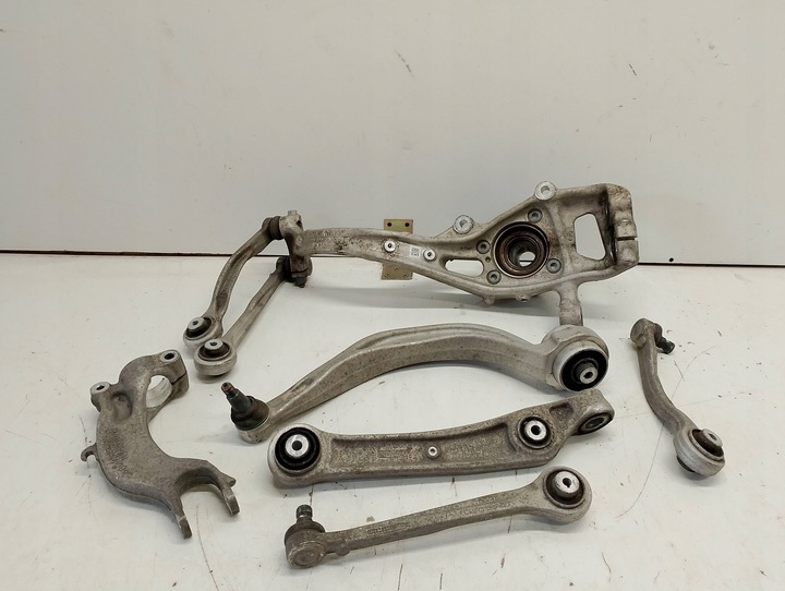 фото №1, Audi q5 q7 4m 80a 80a407560 поворотна опора важіль підвішування