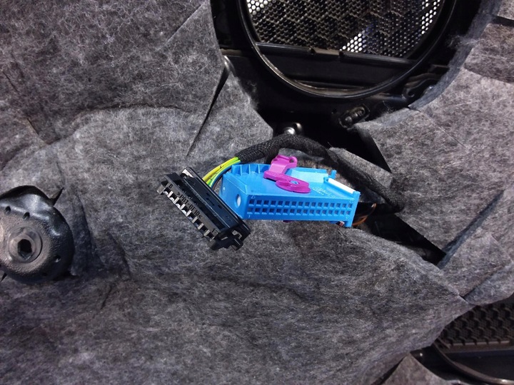 фото №8, Audi a8 d4 4h обивка дверь перед правая боковина