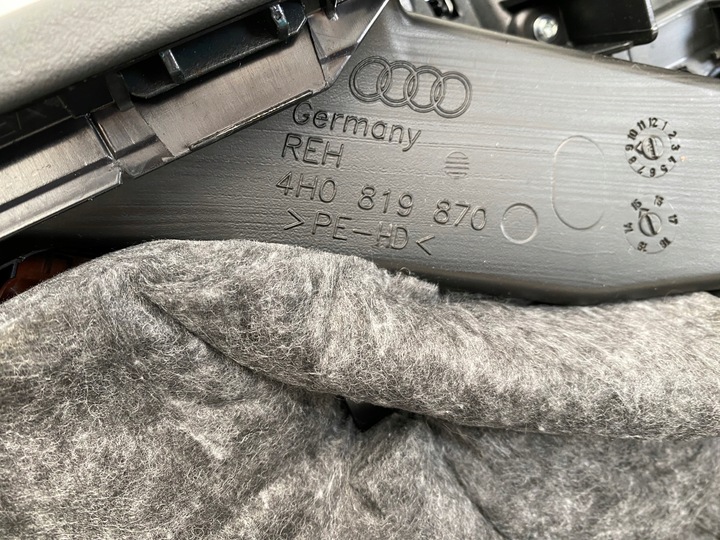 фото №6, Audi a8 d4 4h рестайлинг боковина обшивки дверь комплект длинный алькантара коричневая 72 km