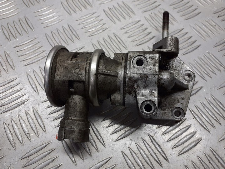 фото №1, Клапан egr рециркуляції вихлопних газів skoda octavia i 1.6 06a131351f