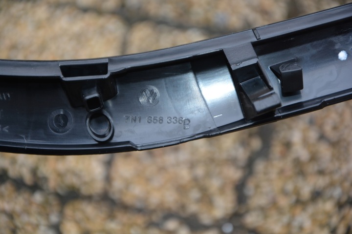 фото №16, Планка декоративная панели dekor vw sharan 3 7n1858336b