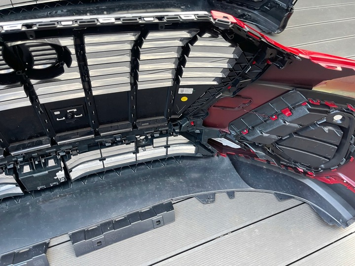 фото №12, Audi q3 83a 2018- бампер переднє s-line 83a807437d 83a807438d червоний y30