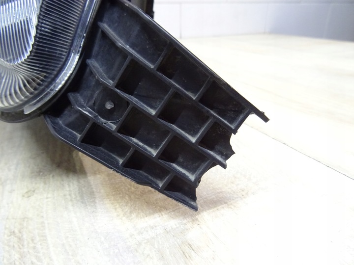 фото №13, Skoda yeti рестайлинг лампа правая ксенон led 5l19410116c