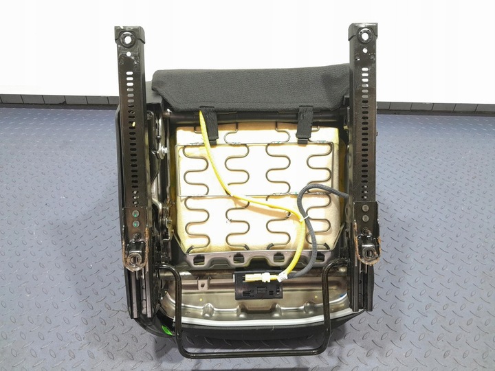 фото №8, Hyundai i20 i 3d сиденье водителя перед левый eu