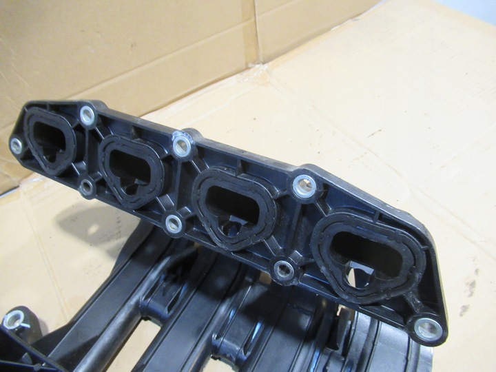 фото №7, Коллектор всасывающий 8200166856 renault twingo ii 1.2 16