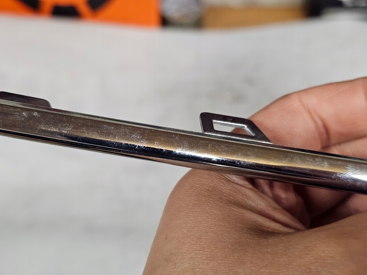 фото №5, Mercedes eqb x243 планка хром решітка праві нижній a2438884800