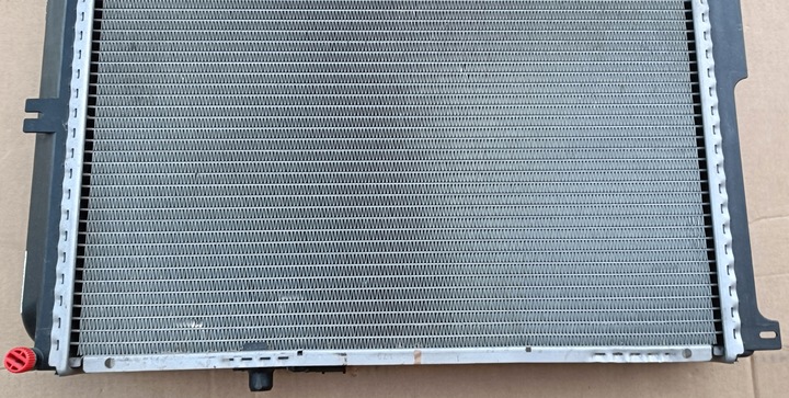 фото №10, Mercedes w124 радиаторов 250d 300d автомат