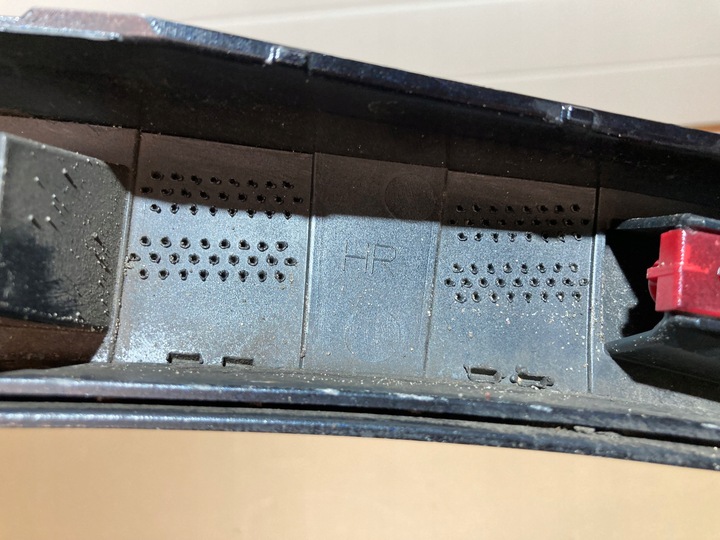 фото №11, Porsche оригінальний номер 9y0854732d планка крила заднього p