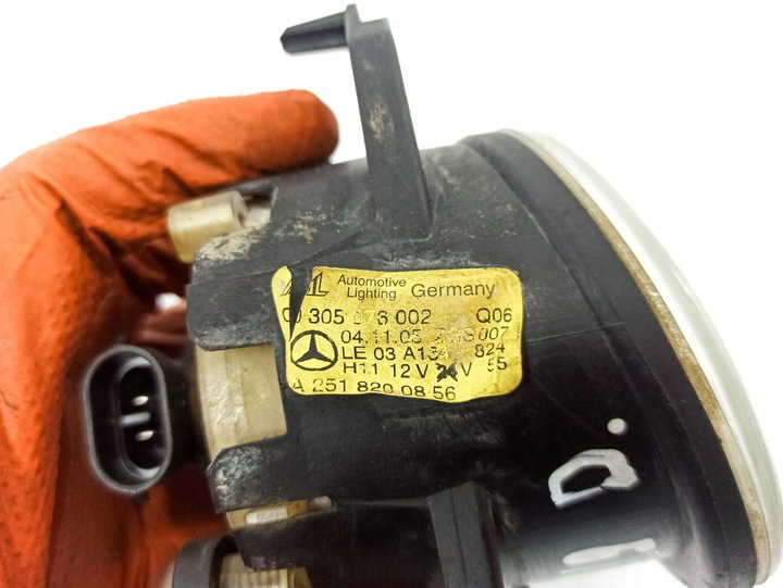 фото №15, Mercedes-benz cls c219 2005 права сторона лампи протитуманні
