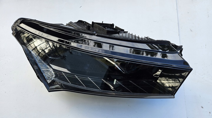 фото №9, Skoda enyaq лампа правая i левая полный led crystal lighting om eu комплект