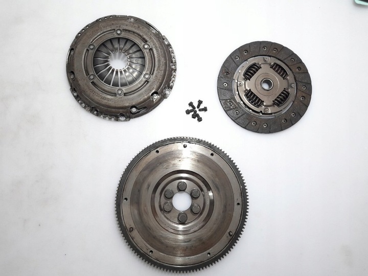 фото №1, A3 8v golf vii leon 3 octavia 1.2tsi cyv зчеплення притиск диск супер стан