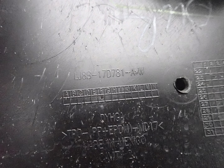 фото №11, Ford mustang mach-e бампер зад задний lj8b-17d781-a pdc