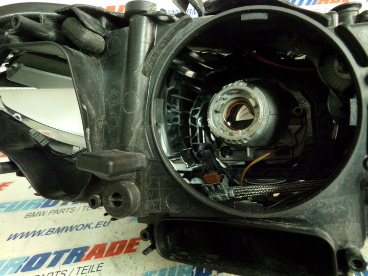 фото №16, Bmw f10 f11 ліва лампа фара ксенон 7203245