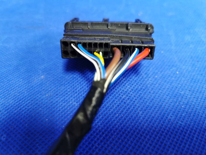 фото №6, Штекер роз'єм джгут оригінал audi a3 8y 5wa937722