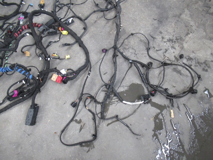 фото №11, Audi r8 5.2 cabrio 420 джгут установка інтер'єру