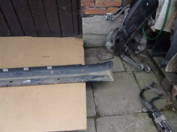 фото №9, Mercedes b w245 планка накладка порогова права