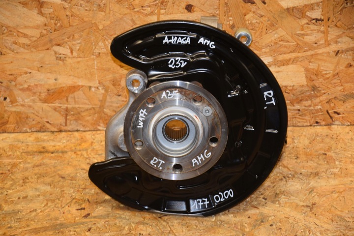 фото №10, Поворотна опора ступиця зад l/p mercedes a-klasa w177 23r amg 9tyśkm a2473340500