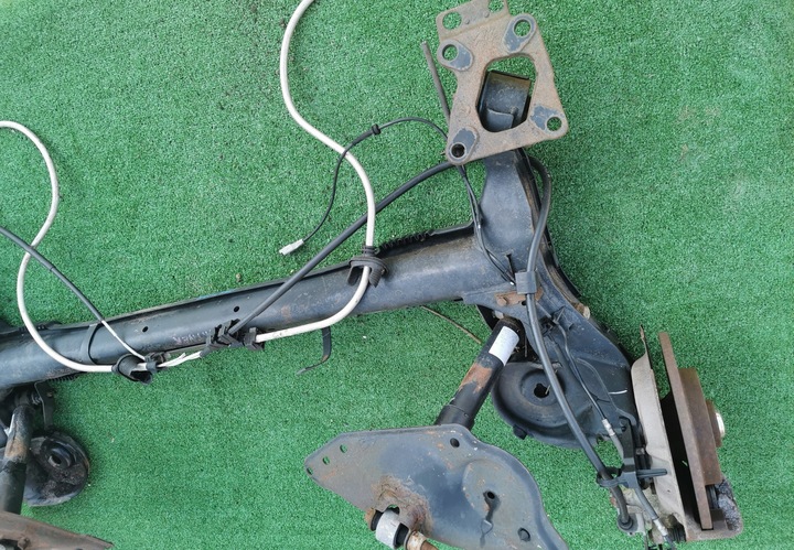 фото №1, Вісь задня балка berlingo iii partner