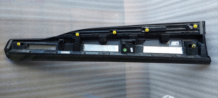 фото №10, Audi e-tron планка двері праві перед 4ke853060a