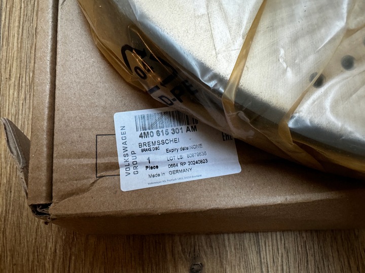 фото №4, Диски тормозные тормозные колодки audi rs5, rs4 4m0615301am новое om