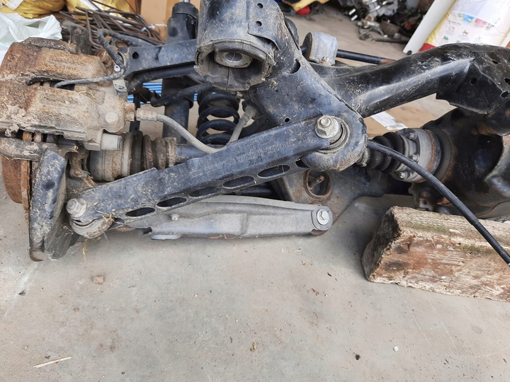 фото №10, Bmw x1 e84 2.0i рестайлінг xdrive балка підвішування вісь