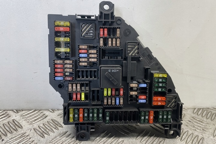 фото №7, Коробка предохранителей bmw 5 touring f11 9264924 3.0l дизель 230kw 2012