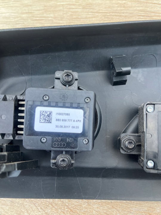 фото №7, Переключатель регулировка сиденья audi 4m8881326r