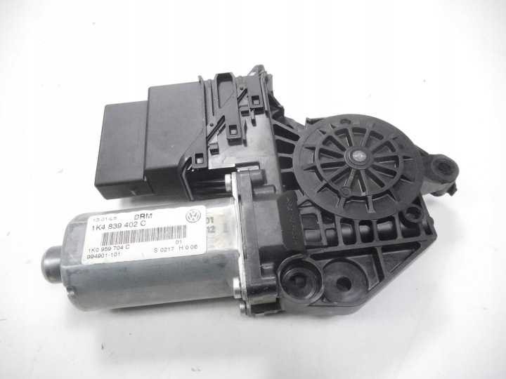 фото №6, Vw passat b6 двигунчик скло зад права 1k0959704f
