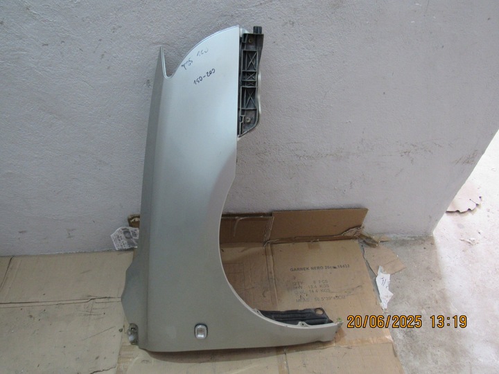 фото №1, Крило правий перед avensis t25 1c0