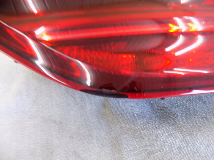 фото №7, Kia ceed iii універсал лампа зад задня права w кришка багажника led 92404-j7150