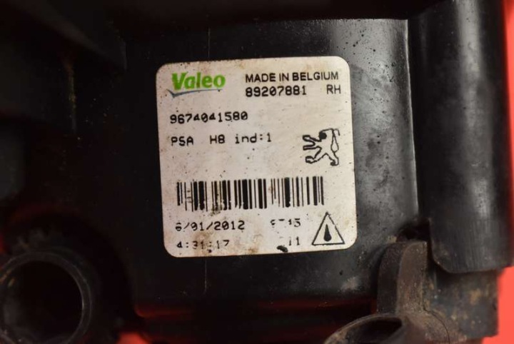 фото №9, Галоген правое перед передний 9674041580 peugeot 308 1 i t7 рестайлинг 08-13