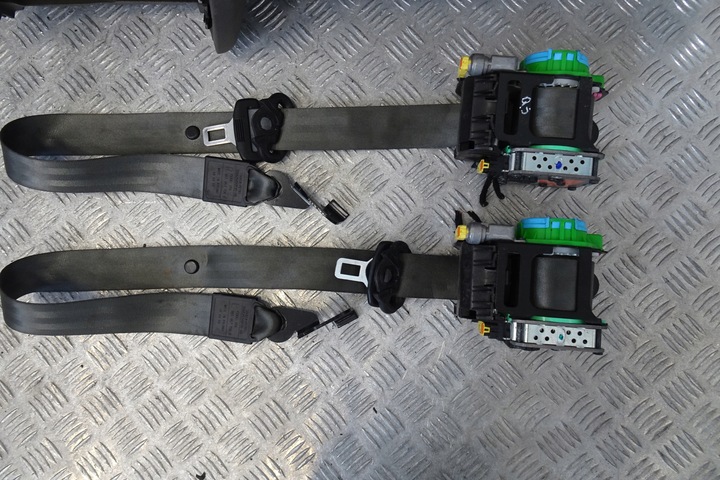 фото №11, Audi q5 8r - панель раздаточная подушки ремни