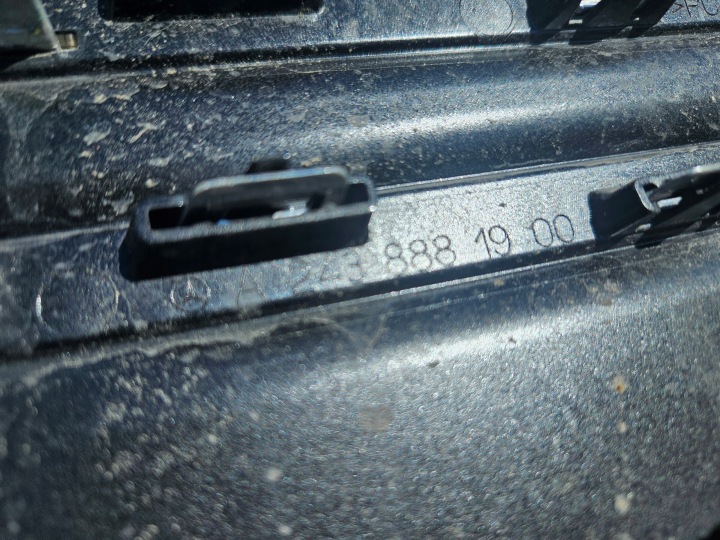 фото №9, Mercedes w243 eqb решётка радиатора решётка радиатор перед