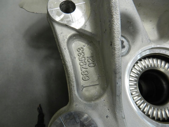 фото №6, Bmw 3 g20 поворотна опора piasata ліва зад 6879533