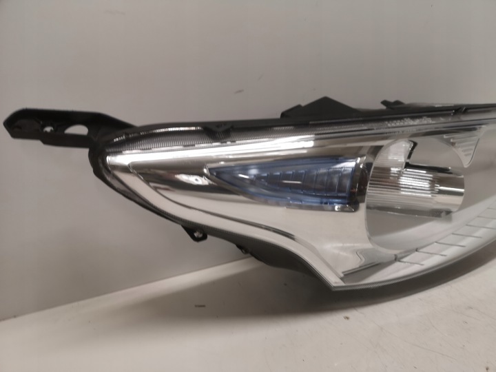 фото №14, Ford b-max 12-17 фара права звичайна av11-13w029-ae