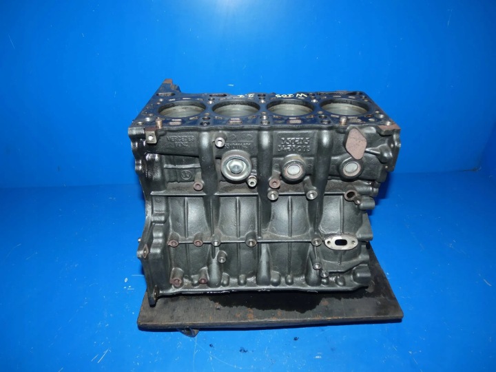 фото №7, Mercedes c klasa w205 w213 w156 w117 2.2 cdi 651921 блок  двигуна