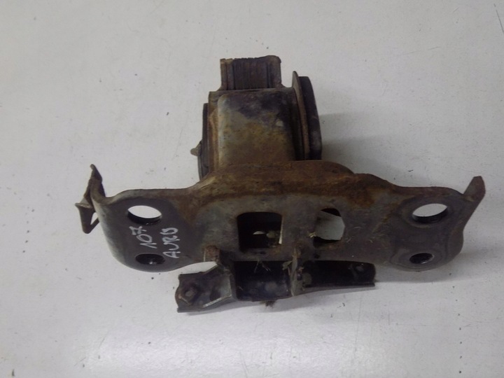 фото №6, Toyota auris i 06-09 1.4 d4d лапи подушка кронштейн