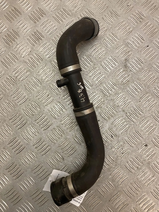 фото №6, Mercedes-benz c w205 2017 шланг / шланг радиатор