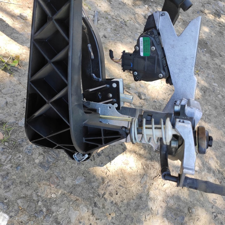 фото №5, Педаль газа помпа сцепления каркас audi a4 b6