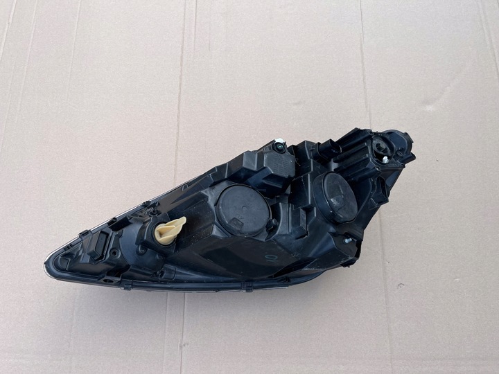 фото №7, Лампа права eu peugeot 308 ii t9 рестайлінг лінза led 2017 - 2020 .