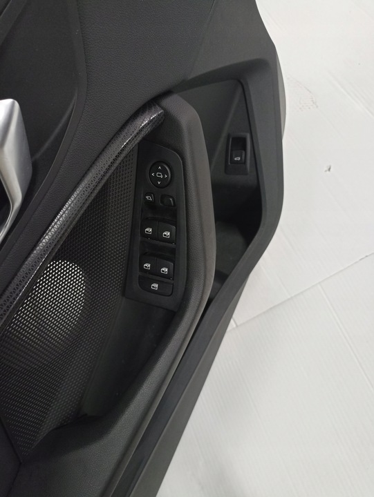 фото №9, Салон bmw f40 сидіння диван обшивки тунель європа jak нове