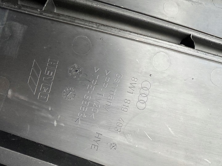 фото №5, Audi a4 b9 8w usa панель під лобовим склом європа 8w1819403