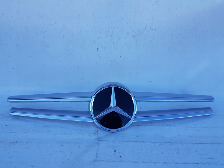 фото №7, Mercedes cls w218 решітка радіатора решітка емблема хром