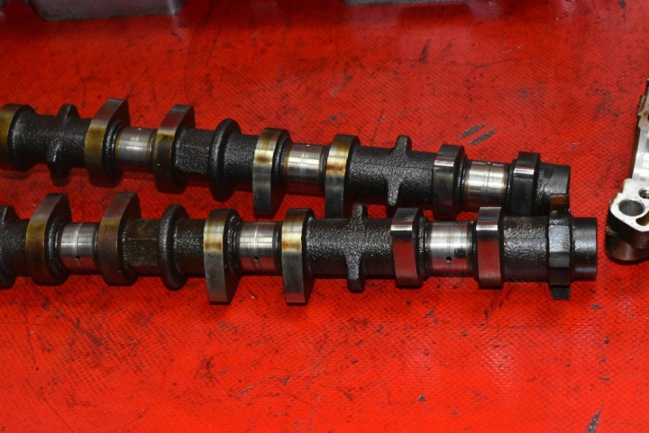 фото №8, Головка двигуна toyota avensis t25 1.8 vvt-i 129 km 06-09